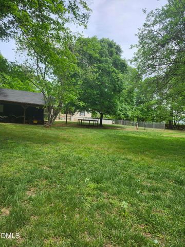 1523 E Main Street 11, Mebane, NC 27302