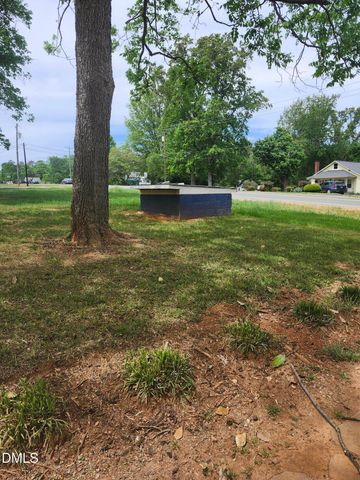 1523 E Main Street 11, Mebane, NC 27302
