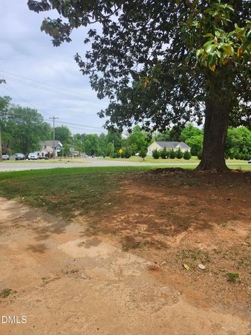 1523 E Main Street 11, Mebane, NC 27302