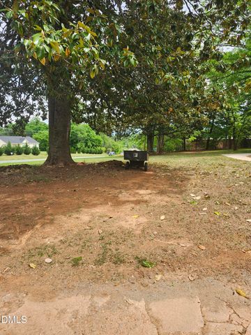 1523 E Main Street 11, Mebane, NC 27302