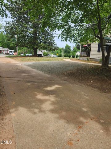 1523 E Main Street 11, Mebane, NC 27302
