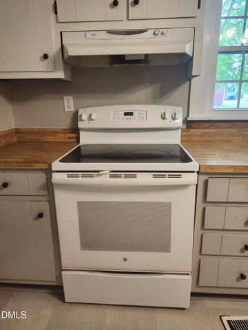 1523 E Main Street 11, Mebane, NC 27302