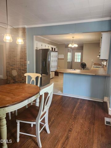 1523 E Main Street 11, Mebane, NC 27302