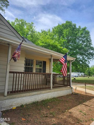 1523 E Main Street 11, Mebane, NC 27302