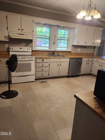 1523 E Main Street 11, Mebane, NC 27302