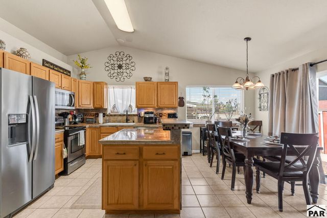 5153 Crested Hill, Pueblo, CO 81008