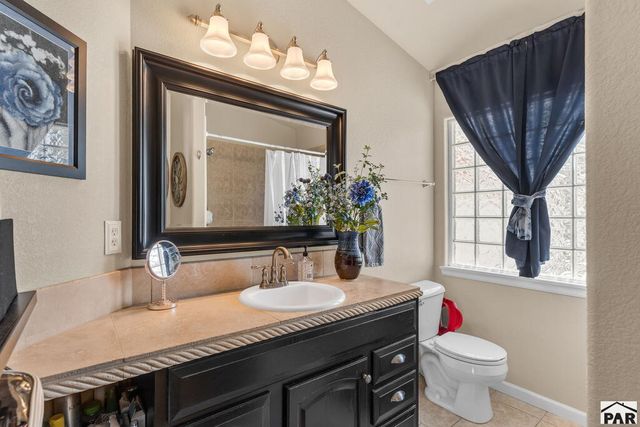 5153 Crested Hill, Pueblo, CO 81008
