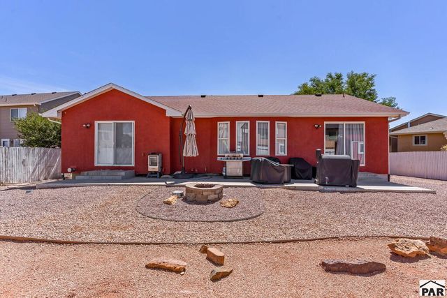 5153 Crested Hill, Pueblo, CO 81008