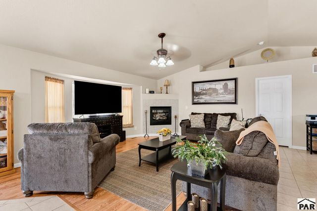5153 Crested Hill, Pueblo, CO 81008