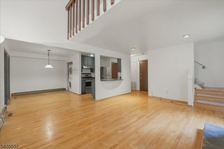 17 Village Way 6, Vernon Twp., NJ 07462