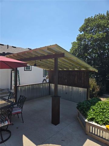 1521 Lexington Road, Pleasant Hill, MO 64080