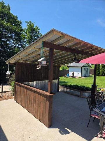1521 Lexington Road, Pleasant Hill, MO 64080