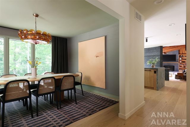 7130 Oakbrook Street, Grand Rapids, MI 49546
