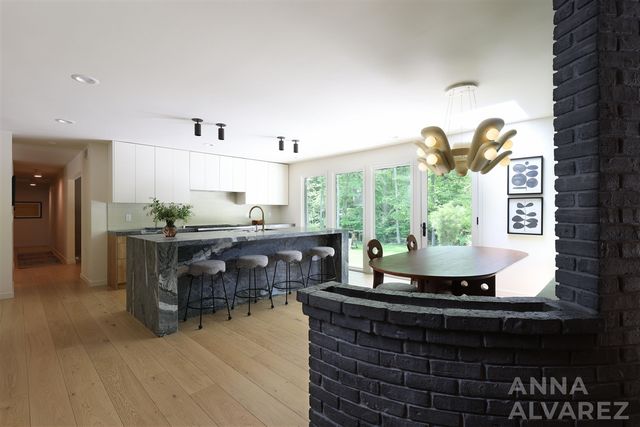 7130 Oakbrook Street, Grand Rapids, MI 49546