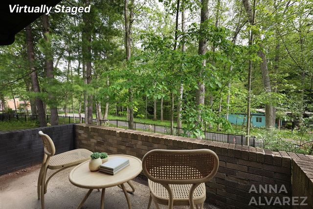 7130 Oakbrook Street, Grand Rapids, MI 49546