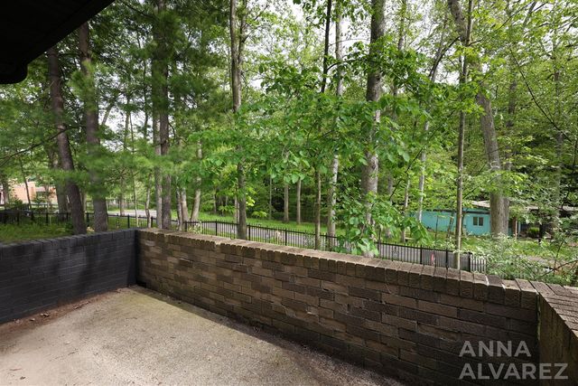 7130 Oakbrook Street, Grand Rapids, MI 49546