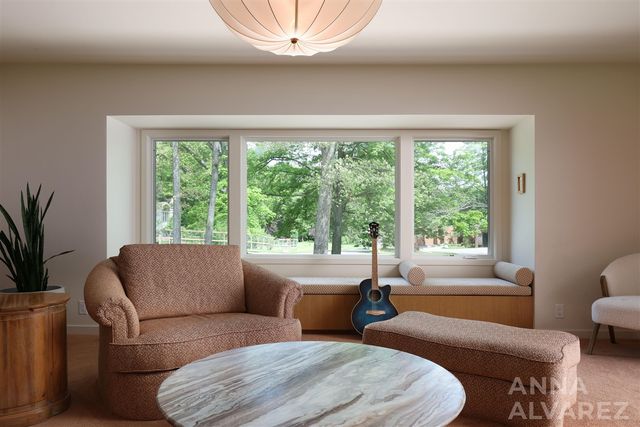 7130 Oakbrook Street, Grand Rapids, MI 49546