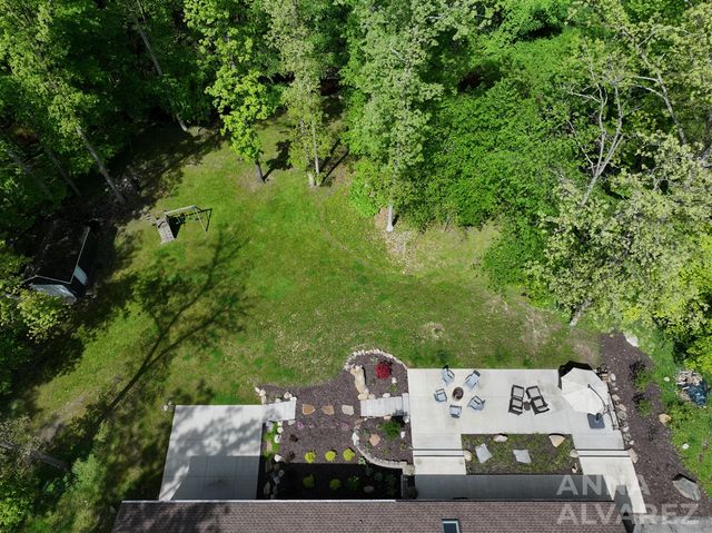 7130 Oakbrook Street, Grand Rapids, MI 49546
