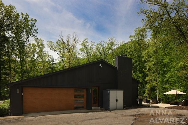 7130 Oakbrook Street, Grand Rapids, MI 49546