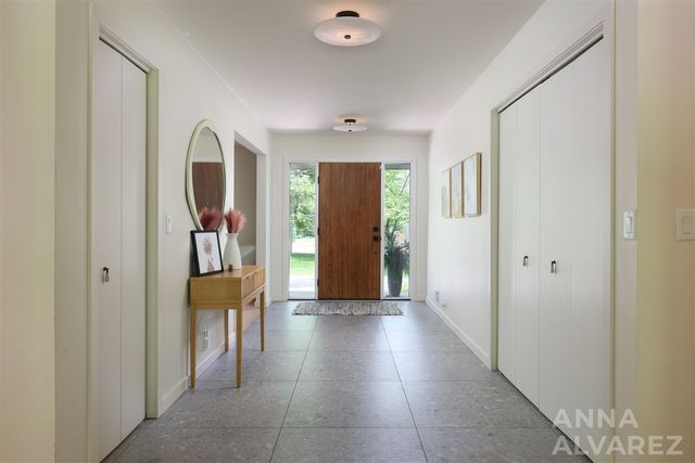 7130 Oakbrook Street, Grand Rapids, MI 49546