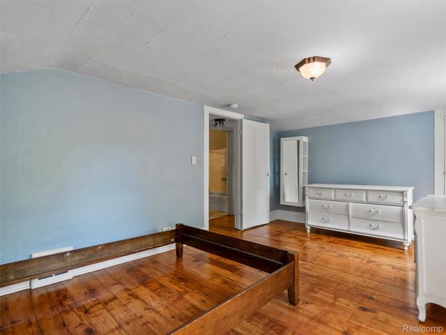 1713 Pontiac Trail, Ann Arbor, MI 48105