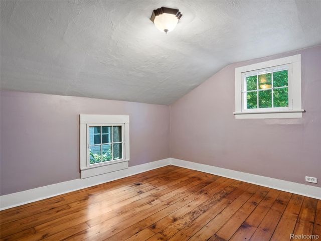 1713 Pontiac Trail, Ann Arbor, MI 48105