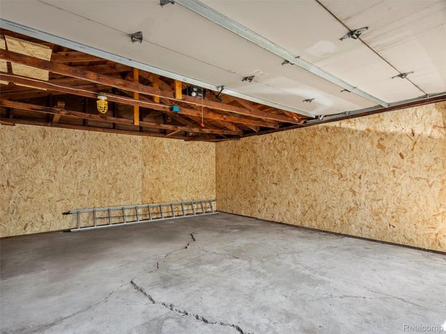 1713 Pontiac Trail, Ann Arbor, MI 48105