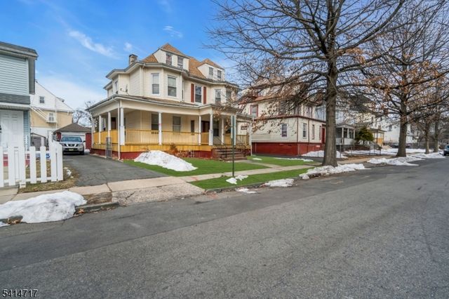 23 Washington Ter, East Orange City, NJ 07017