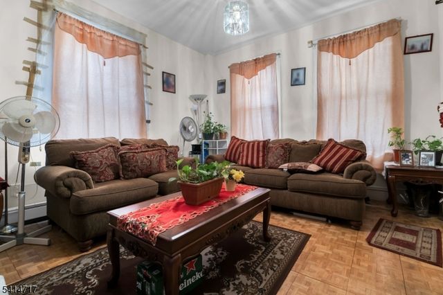 23 Washington Ter, East Orange City, NJ 07017