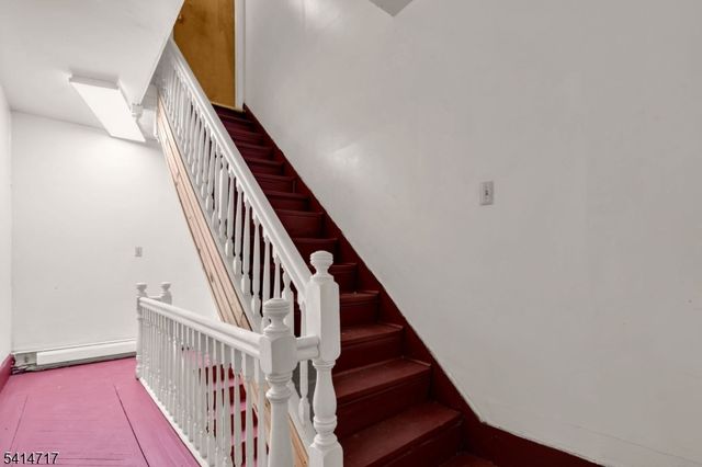 23 Washington Ter, East Orange City, NJ 07017