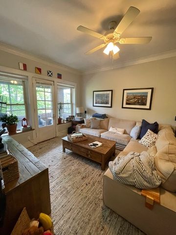 908 W WAVELAND Avenue 3, Chicago, IL 60613