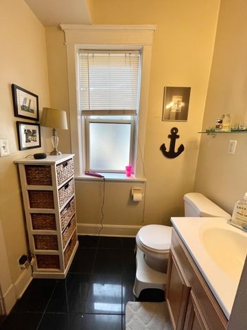 908 W WAVELAND Avenue 3, Chicago, IL 60613