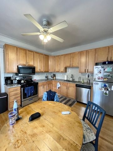 908 W WAVELAND Avenue 3, Chicago, IL 60613