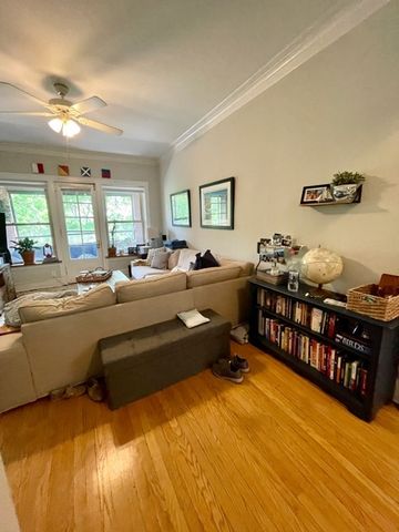 908 W WAVELAND Avenue 3, Chicago, IL 60613