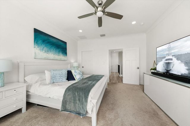 1297 SAVONA DRIVE NE, St Petersburg, FL 33702