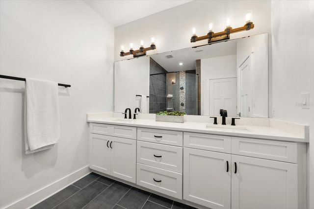 1297 SAVONA DRIVE NE, St Petersburg, FL 33702