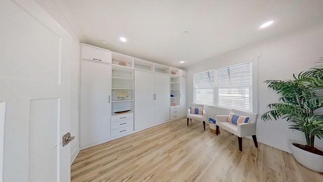 1297 SAVONA DRIVE NE, St Petersburg, FL 33702