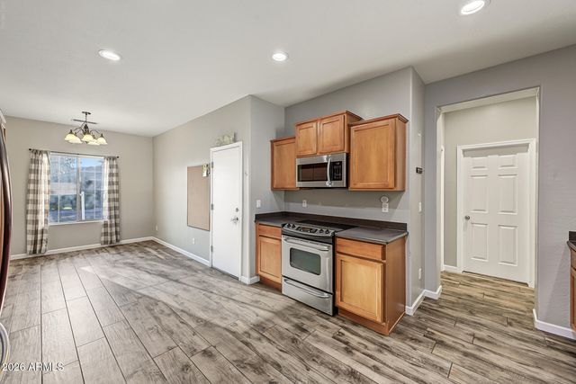 41285 N STENSON Drive, San Tan Valley, AZ 85140