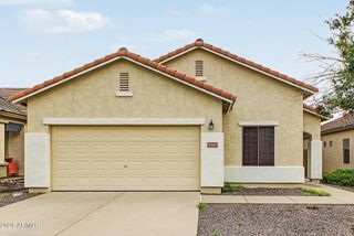 41285 N STENSON Drive, San Tan Valley, AZ 85140