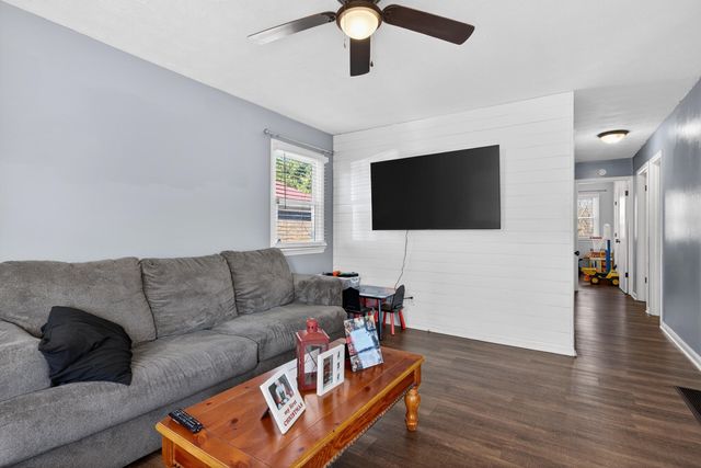 126 Springdale Avenue, Cynthiana, KY 41031