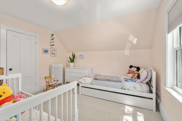 8 Lincoln Street, Manchester, MA 01944