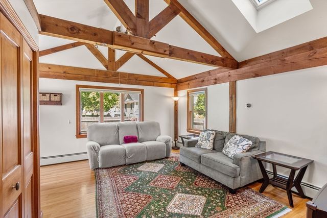 8 Lincoln Street, Manchester, MA 01944