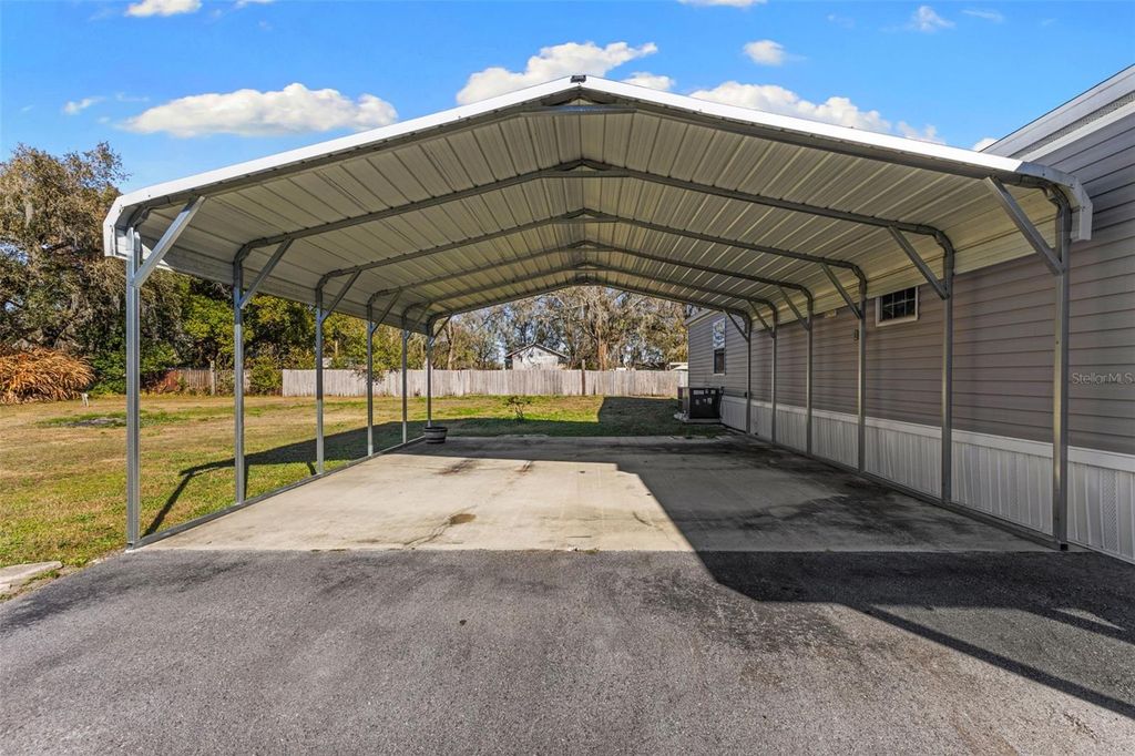Image 28 of property listing at 6606 BOB HEAD ROAD, Plant City, FL 33565