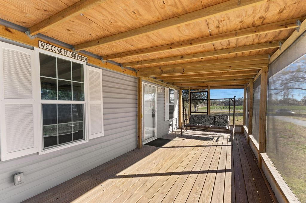 Image 4 of property listing at 6606 BOB HEAD ROAD, Plant City, FL 33565