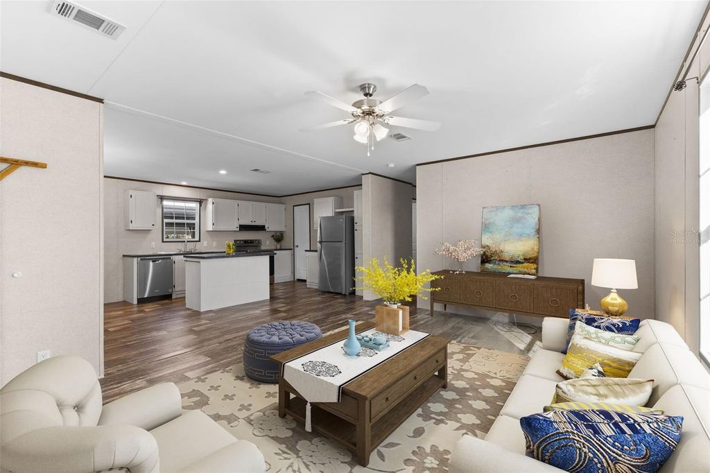 Image 5 of property listing at 6606 BOB HEAD ROAD, Plant City, FL 33565