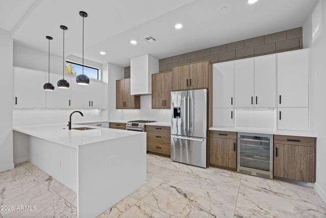 377 E WINDSOR Avenue 4, Phoenix, AZ 85004