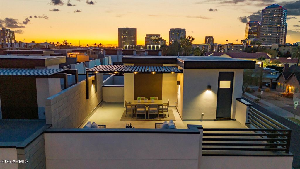 377 E WINDSOR Avenue 4, Phoenix, AZ 85004