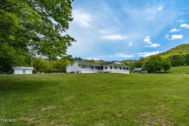 533 Harmon Road, Mountain City, TN 37683