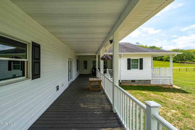 533 Harmon Road, Mountain City, TN 37683