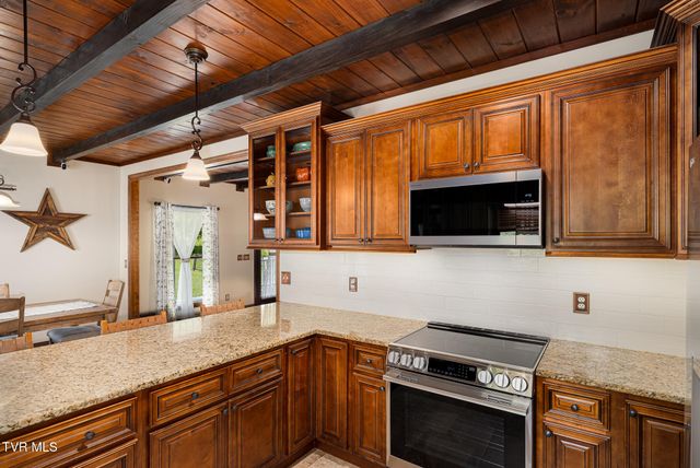 533 Harmon Road, Mountain City, TN 37683